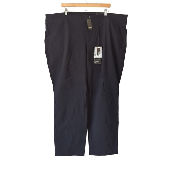 NWT Studio by Torrid Pants Womens 26 Straight Black Deluxe Stretch Trouser - Picture 1 of 7